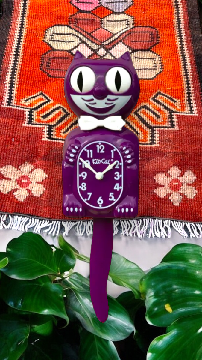 KIT KAT Clocks – FENG SWAY