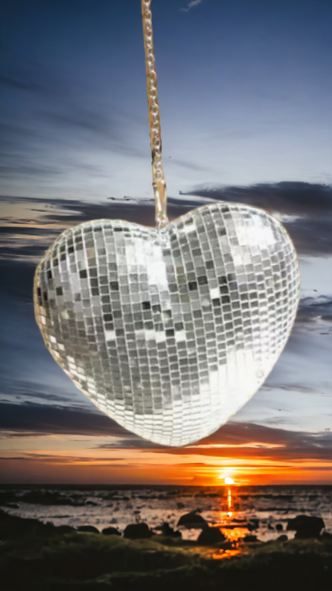 Acrylic Heart Disco Ball – Gasp