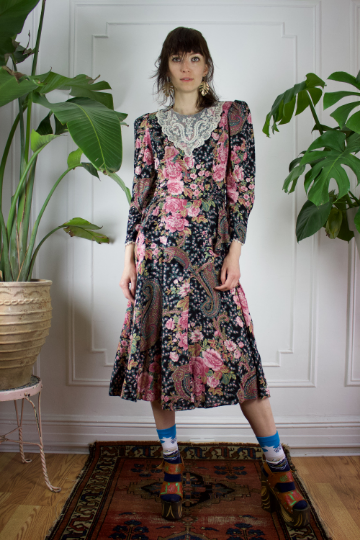 1980s Floral Lace Prairie Mutton Sleeve Dress – FENG SWAY